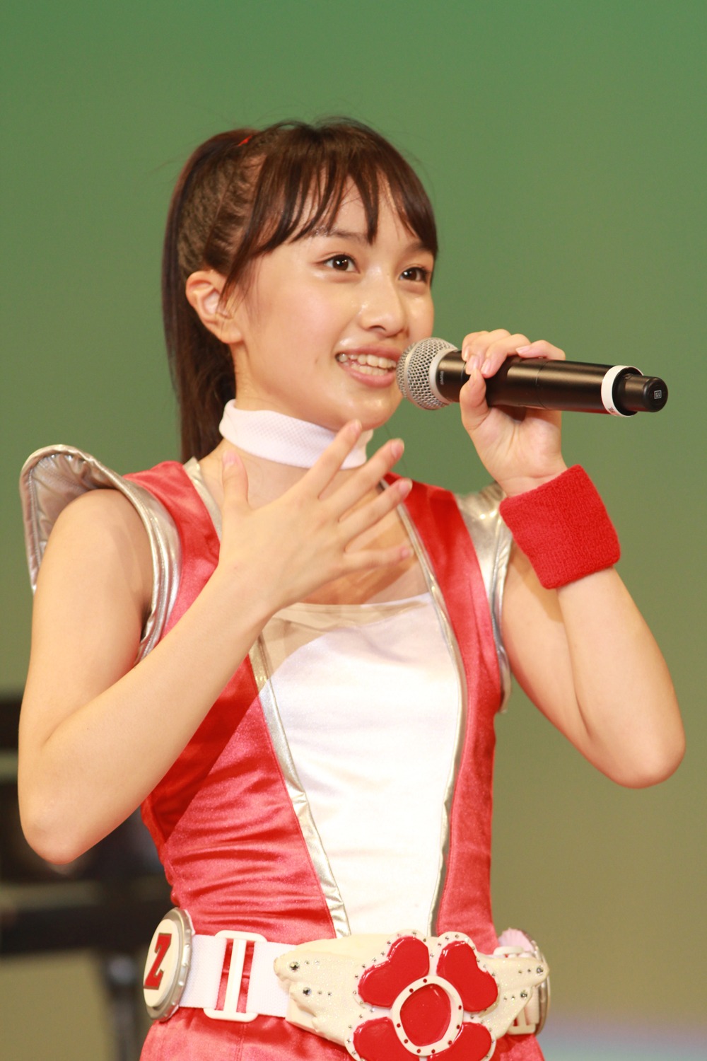 百田夏菜子の思い出の夏休み映画は「おジャ魔女どれみ」。