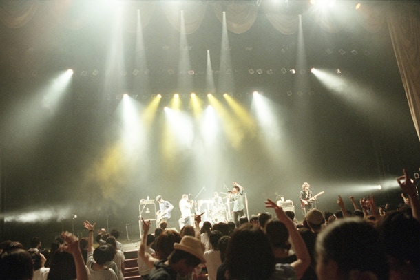 ラストライブでもいつもと変わらぬ素晴らしい音色を届けたメンバーに、客席からは大きな拍手が贈られた（Photo by tetsuya yamakawa）。