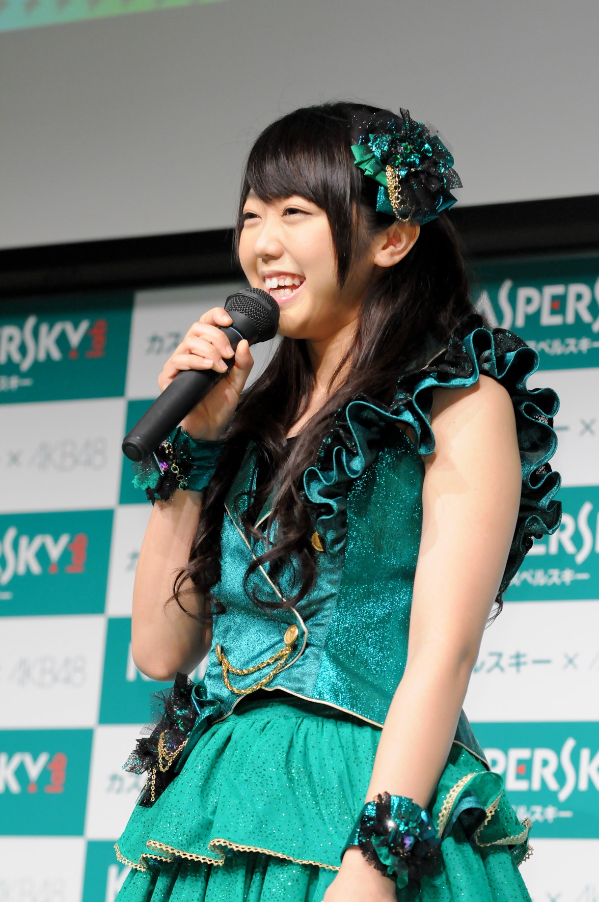 峯岸みなみ
