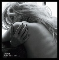 シングル「Hide and Seek」初回限定盤Bジャケット