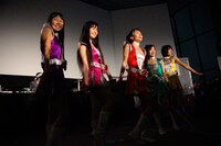 汗だくで会場を盛り上げたももいろクローバーZ。(c) 文化庁メディア芸術祭事務局