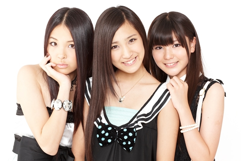 ChocoLe。写真左から玉川来夢、橋本楓、高橋胡桃。