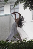 映画「KOTOKO」のワンシーン。