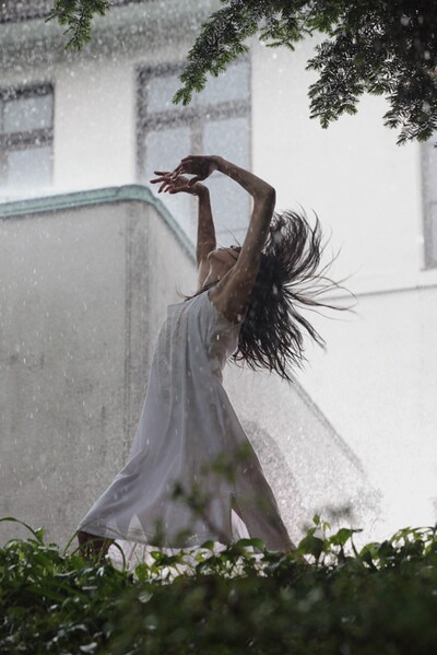 映画「KOTOKO」のワンシーン。