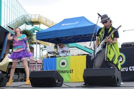 mihimaru GT、横浜遊園地でハツラツライブ&直接サイン