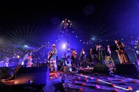 「オアシス YOYOGI DE 360°ステージ囲みまくって熱唱しまくっちゃナイト」の様子。