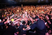 X JAPANのライブの模様。