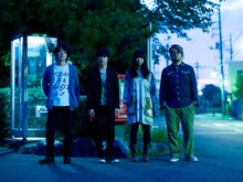 Base Ball Bearは2012年1月3日に東京・日本武道館にて結成10周年記念ワンマンライブを実施する。