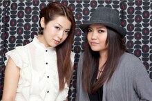 ふくい舞（左）とシャリース（右）。