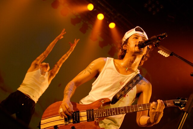 終始笑顔で氣志團との“タイマン”を楽しんだKj。