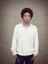 久保田利伸は1986年6月にシングル「失意のダウンタウン」でメジャーデビューした。