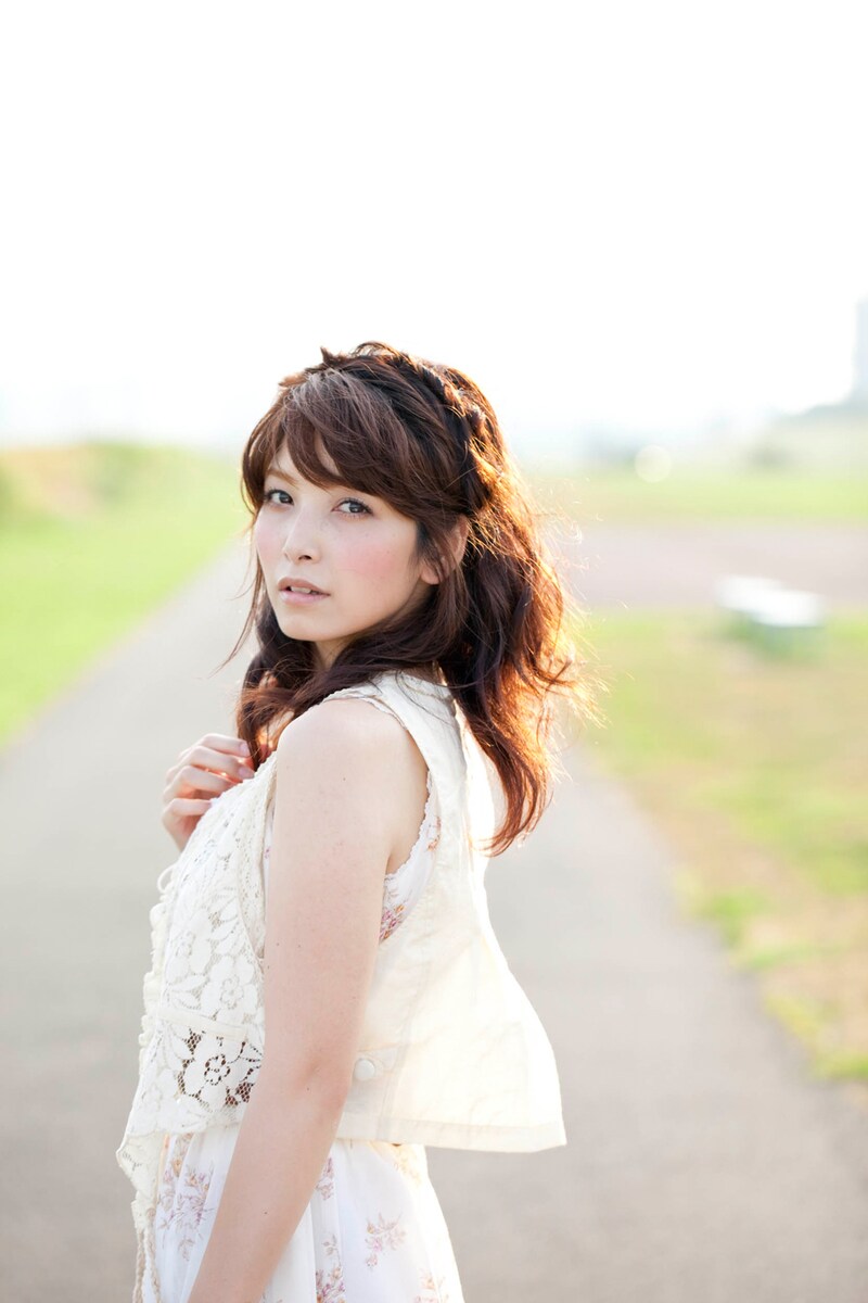 柴田あゆみは自身のブログにて「また、新しい気持ちでの第一歩... 皆さんよろしくお願い致します。。」とソロデビューに向けての思いを語っている。