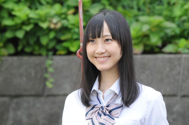 ギャルメイク前の松井玲奈。