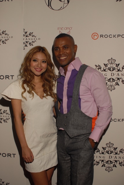 橋本江莉果とエドウィン・ディアンジェロのツーショット。