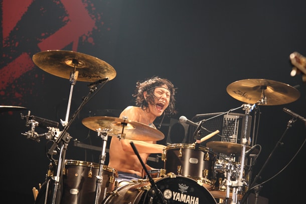 Bunta（Dr）（撮影：マサノリ＜LIVEPHOTOBANK＞）