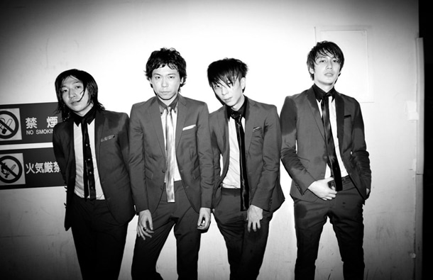 THE BAWDIES
