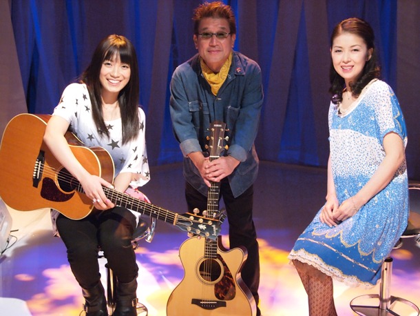 コラボ曲収録時のmiwa、吉川忠英、藤あや子（写真左から）。