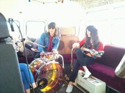 「音楽と人」に毛皮のマリーズ志磨＆越川単独インタビュー