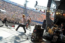 10-FEET（写真：【H.and.A】） (C)AIR JAM 2011