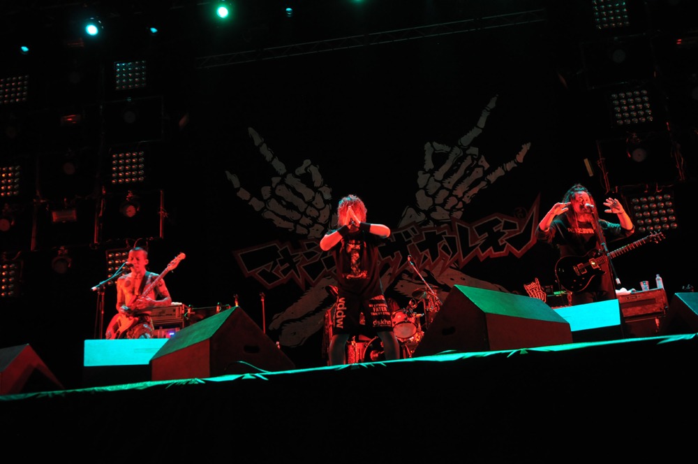 マキシマム ザ ホルモン（写真：【H.and.A】） (C)AIR JAM 2011