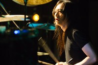 Sakura (Dr / Photo by K.OSHIMA)