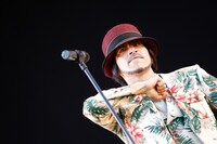 LOW IQ 01 & MASTER LOW（写真：Tsukasa Miyoshi） (C)AIR JAM 2011