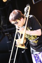 SCAFULL KING（写真：Rui Hashimoto (SOUND SHOOTER)） (C)AIR JAM 2011