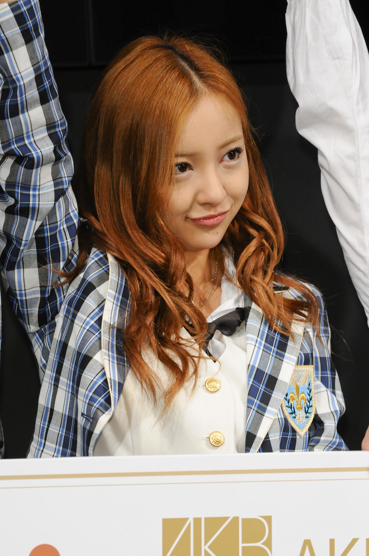 板野友美