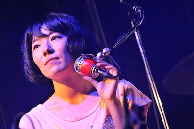 高橋久美子（Dr）