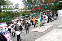 写真は昨年の「New Acoustic Camp」におけるラジオ体操の様子。