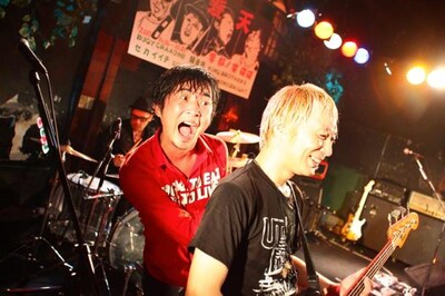 怒髪天（「怒髪天 presents『響都ノ宴』」9月30日公演の様子）