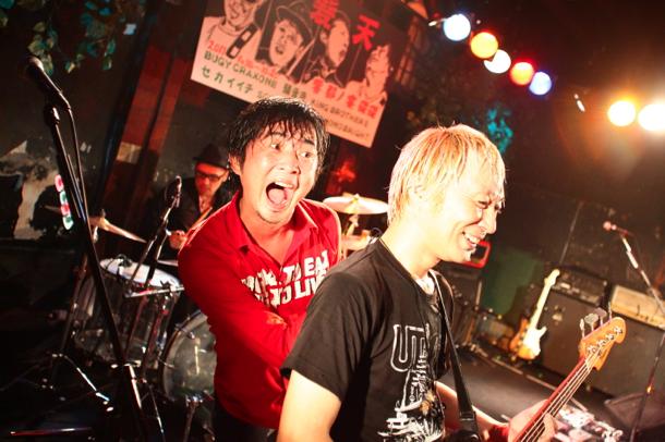 怒髪天（「怒髪天 presents『響都ノ宴』」9月30日公演の様子）