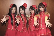 公演終了後、ナタリーの取材に答えたSKE48メンバー。写真左から古川愛李、高柳明音、小木曽汐莉、秦佐和子。