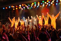 写真はアンコールの模様。