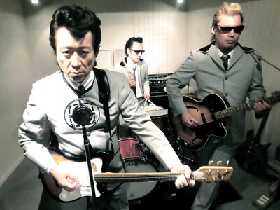 THE TRA-BRYUはTROUBLEとして1982年にメジャーデビュー。来年2012年でデビュー30周年を迎える。