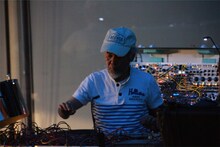 ヤン富田（撮影：グレート・ザ・歌舞伎町）