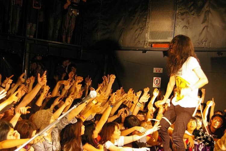 毛皮のマリーズ、ラストツアー堂々開幕 - 音楽ナタリー