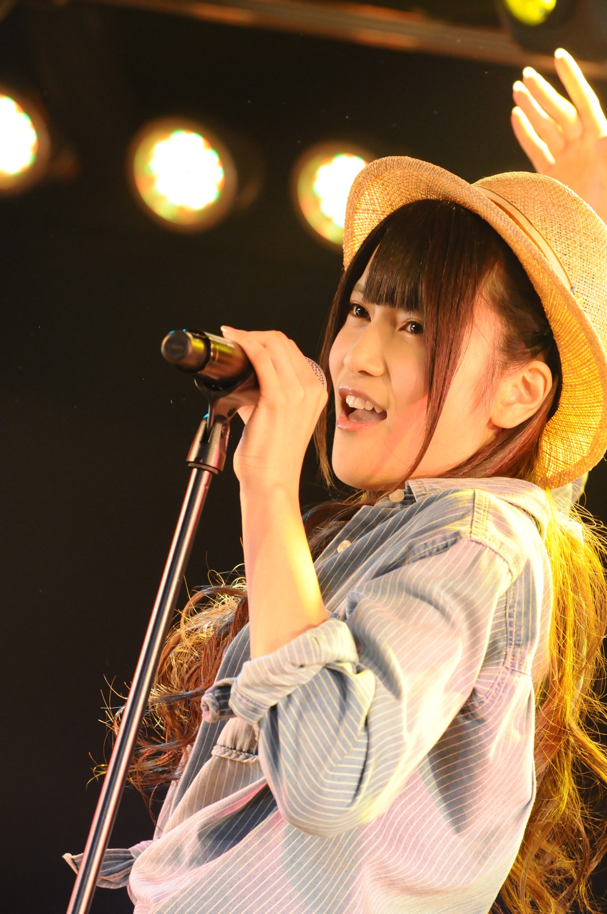 入山杏奈