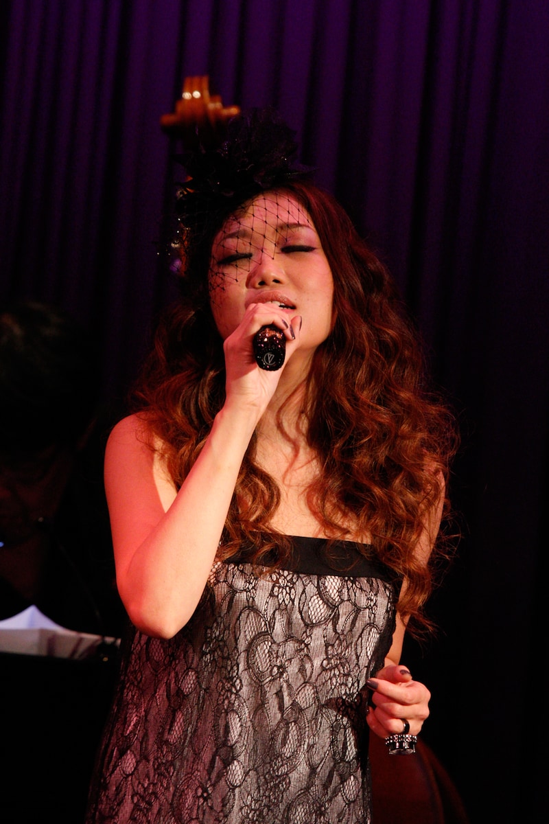 このライブの模様はニコニコ動画とUstreamにて生配信され、総試聴者数は4万5000人を突破した。