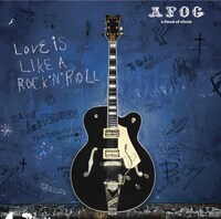 新宿LOFTで撮影されたアルバム「LOVE IS LIKE A ROCK'N'ROLL」ジャケット。