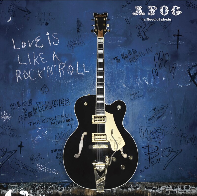 新宿LOFTで撮影されたアルバム「LOVE IS LIKE A ROCK'N'ROLL」ジャケット。