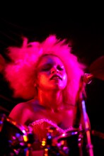 ルリちゃん（Dr）（撮影：岩根愛）