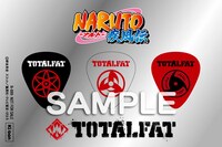 「Place to Try」初回限定盤特典のギターピック型写輪眼メタリックステッカー。