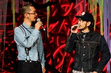 イベントを仕切ったケイタイモ（左）とLOW IQ 01（右）。（撮影：釘野孝宏）