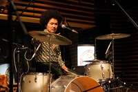 オカモト"MOBY"タクヤ（Dr）