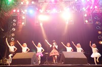 きゃりーぱみゅぱみゅ (C) V-ROCK FESTIVAL '11