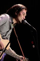 堀込泰行（Vo, G）