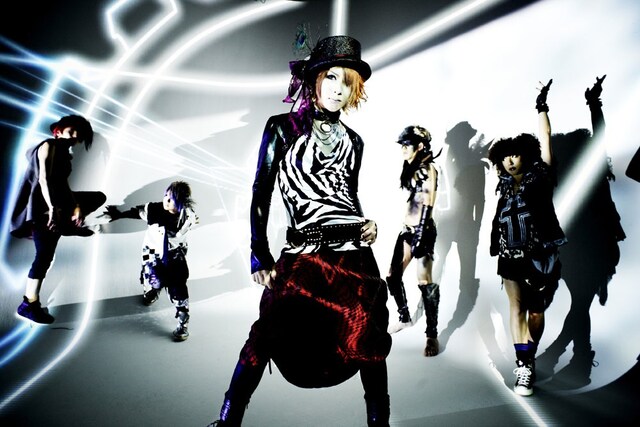 boogieman（写真右から2番目がユウイチロー）