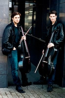 2CELLOS