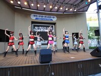 東京エリア会場でのイベントに出演したモベキマスのメンバー10名。
